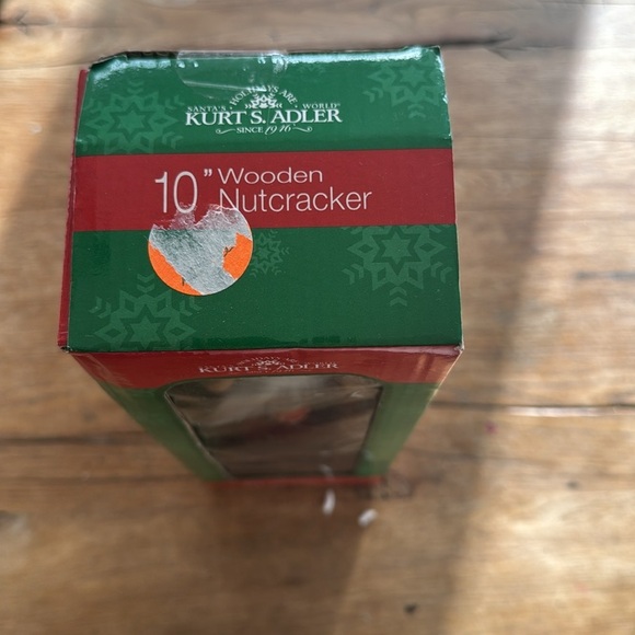 Kurt S. Adler Nutcracker in Red and Gold - Picture 5 of 6